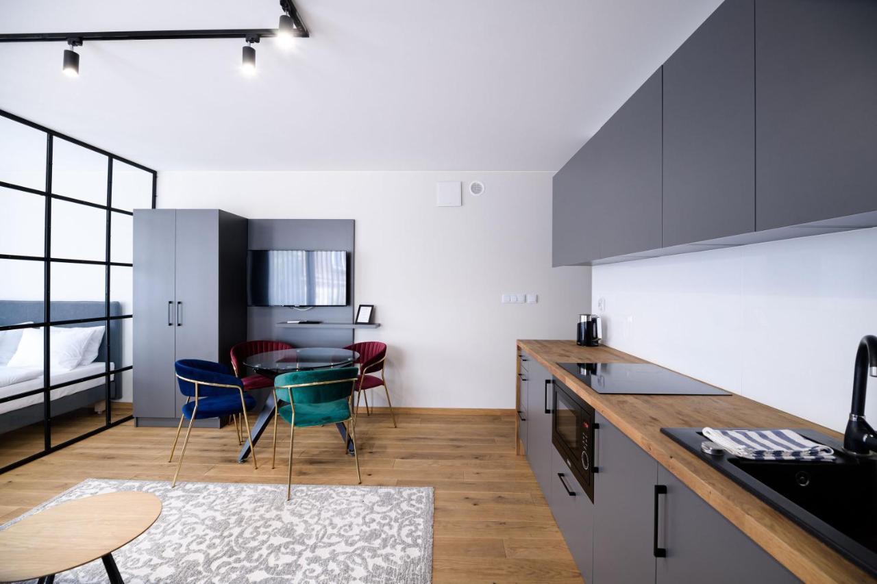 Aparthotel Inspire Miodova Residence Krakow Bagian luar foto