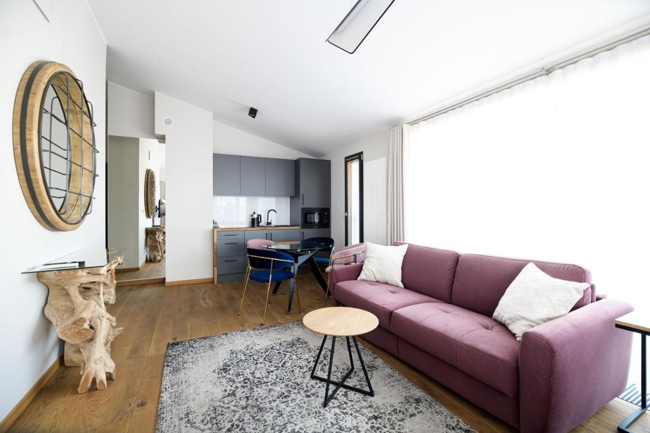 Aparthotel Inspire Miodova Residence Krakow Bagian luar foto