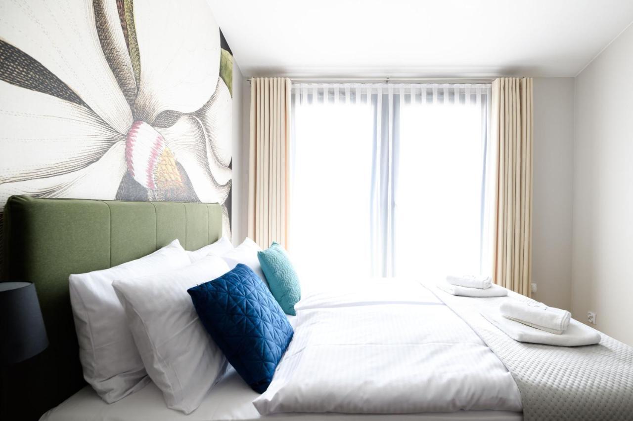 Aparthotel Inspire Miodova Residence Krakow Bagian luar foto