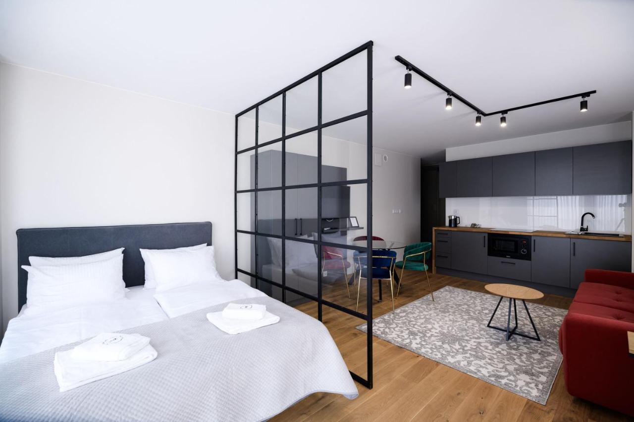 Aparthotel Inspire Miodova Residence Krakow Bagian luar foto