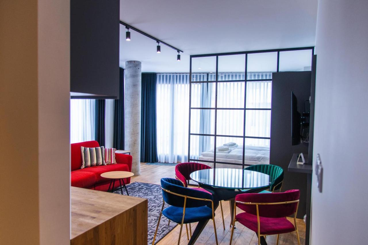 Aparthotel Inspire Miodova Residence Krakow Bagian luar foto