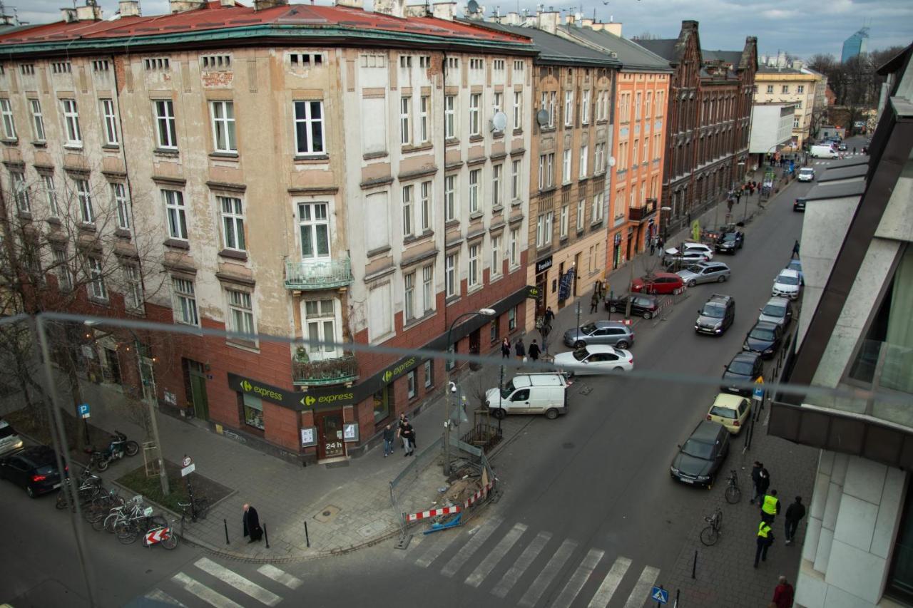Aparthotel Inspire Miodova Residence Krakow Bagian luar foto