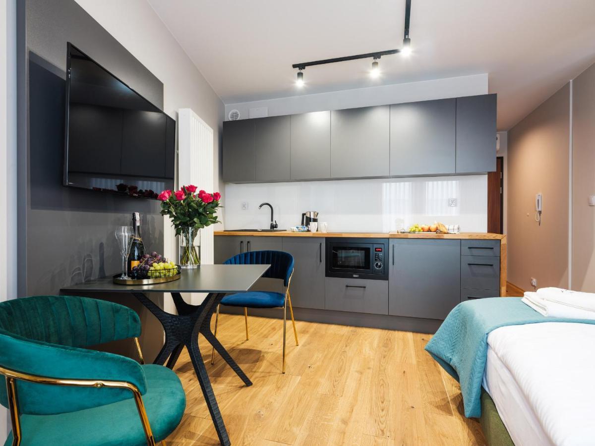 Aparthotel Inspire Miodova Residence Krakow Bagian luar foto